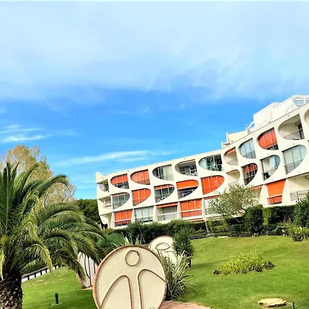 Climatise Avec Wifi Et Parking A 400m De La - Motte Port - Fr-1-790-28